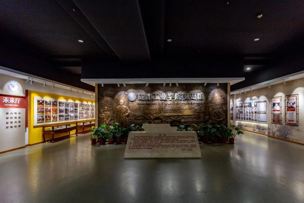 ?在學校歷史館的設(shè)計中應注意哪些問題?插圖 ?在學校歷史館的設(shè)計中應注意哪些問題?插圖