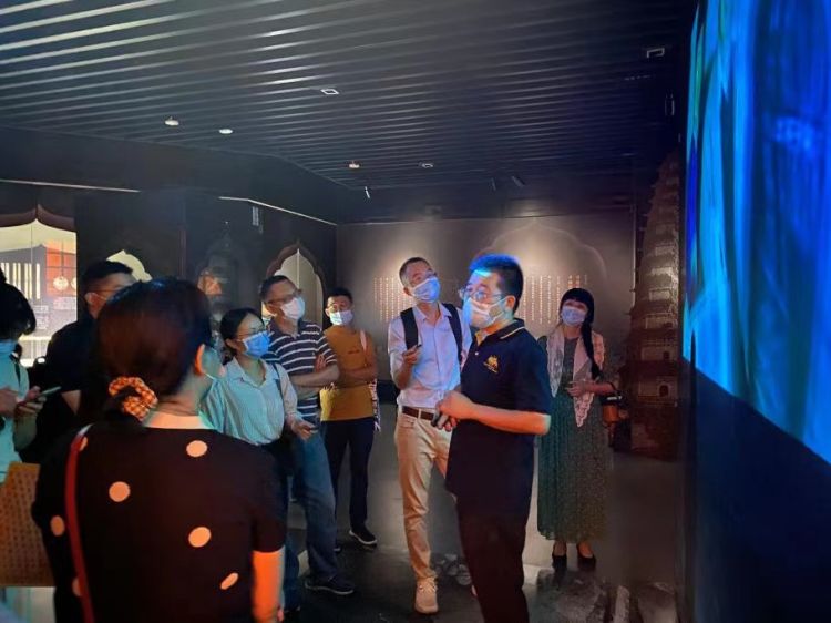 “感受大唐風華” 深圳市金石藝術博物館赴東莞市博物館 開展館際交流活動插圖(7) “感受大唐風華” 深圳市金石藝術博物館赴東莞市博物館 開展館際交流活動插圖(7)